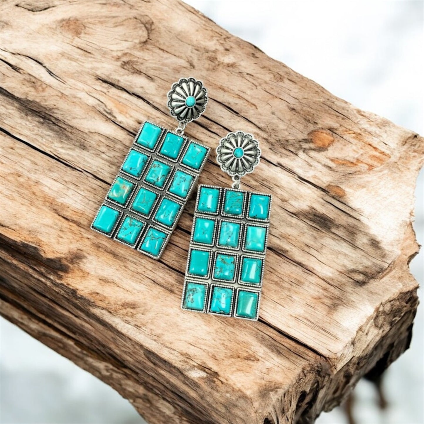 Turquoise Post Earrings(722474)