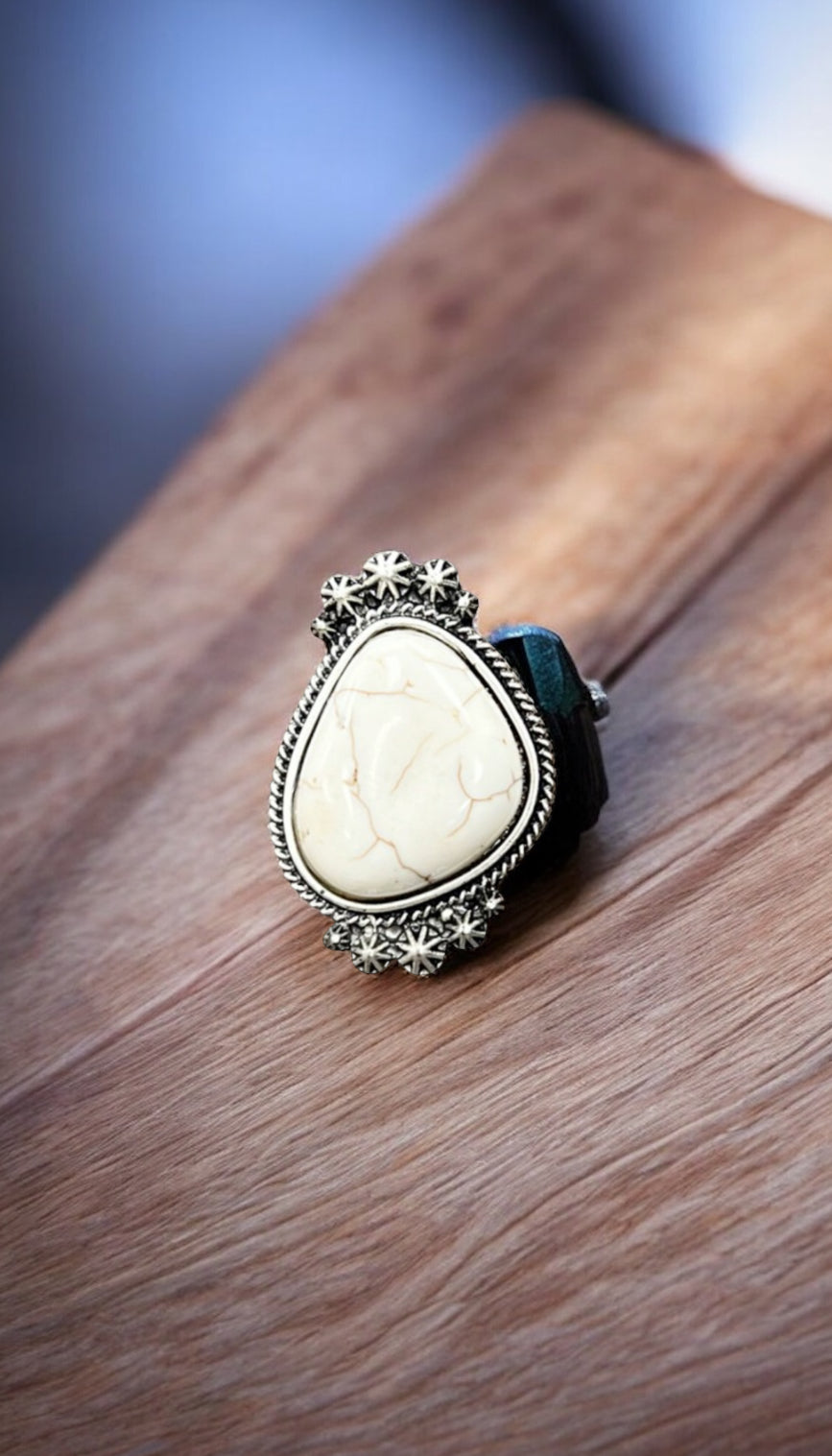 Big! 1.5" Long White Turquoise Adjustable Ring, Brass Dual Band 750263