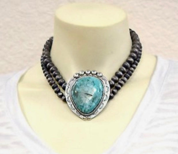 Handmade Turquoise Necklace (732171)