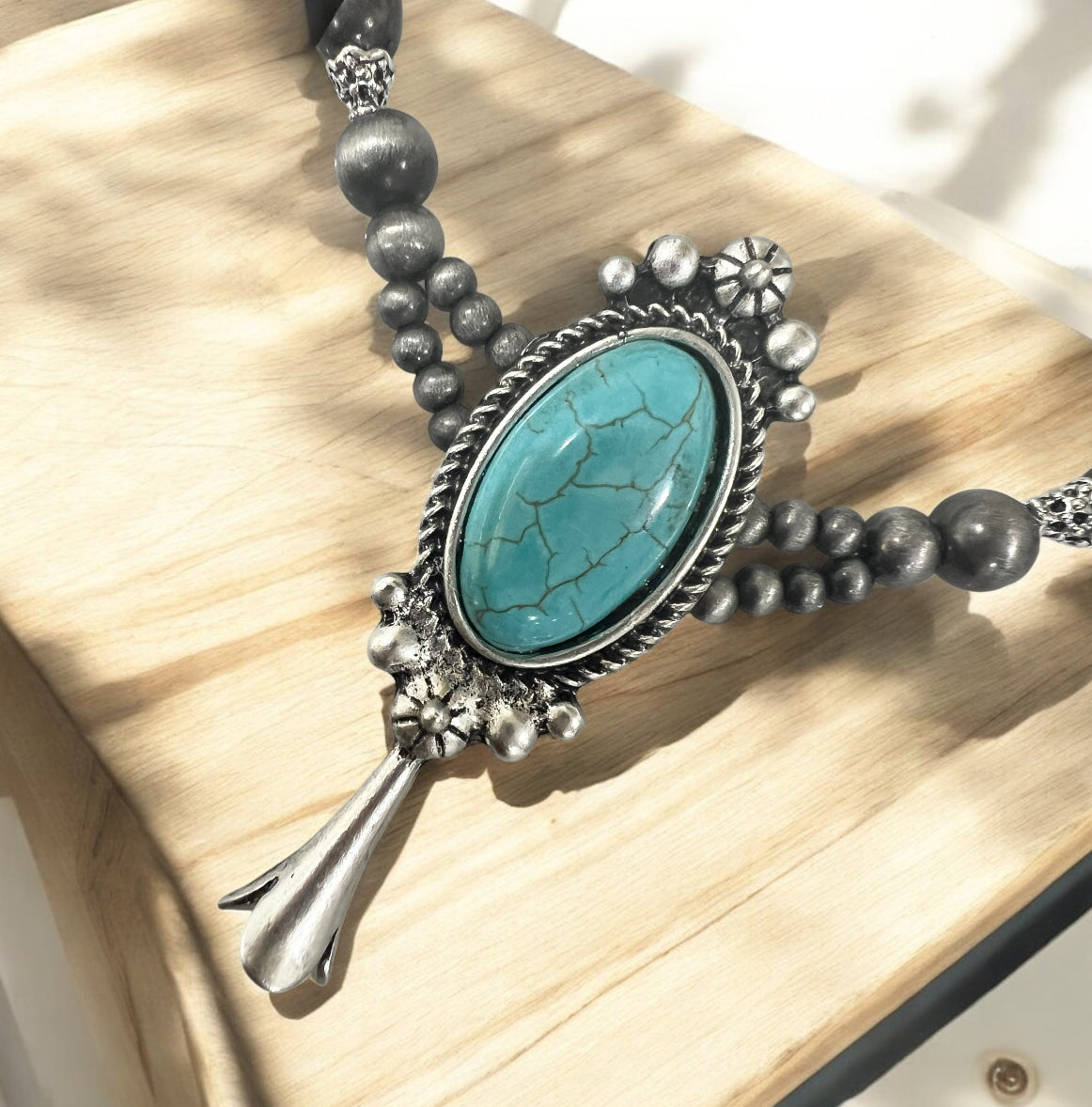 15"–20" Handmade Navajo Bead Necklace with Squash Naja Turquoise Pendant 739631