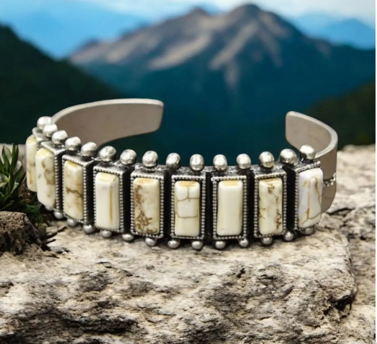 White Turquoise Cuff Bracelet 711076