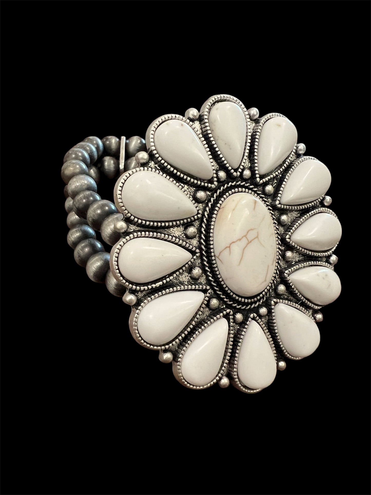 Very Big! Handmade 2-Strand Navajo White Turquoise Stretch Bracelet711046