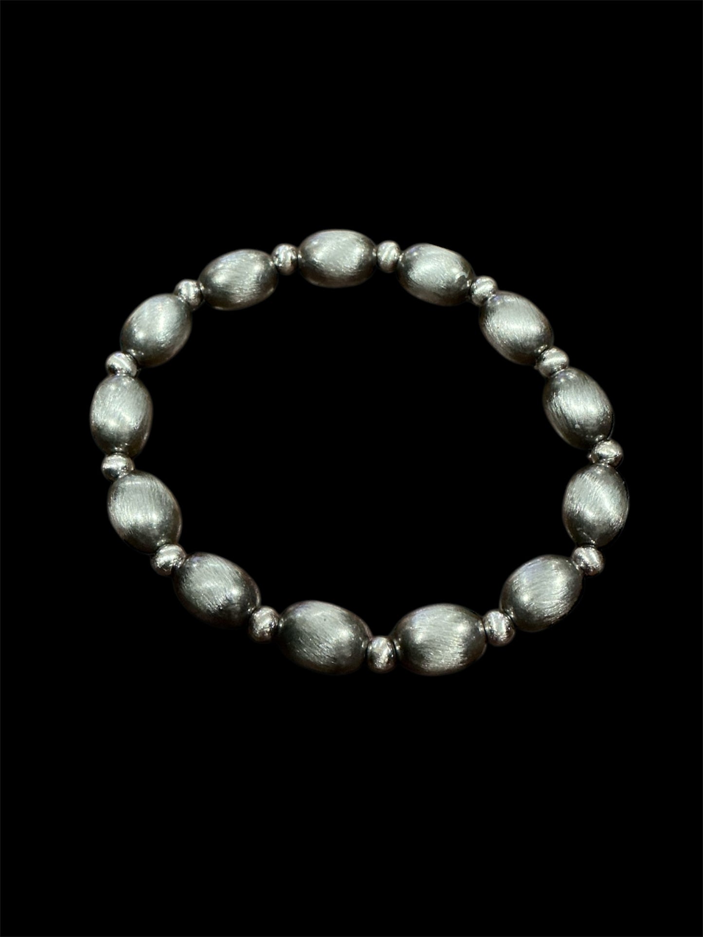 Handmade 10mm Oval Navajo Bead & 4mm Round Silver Navajo Bead Stretch Bracelet 711631