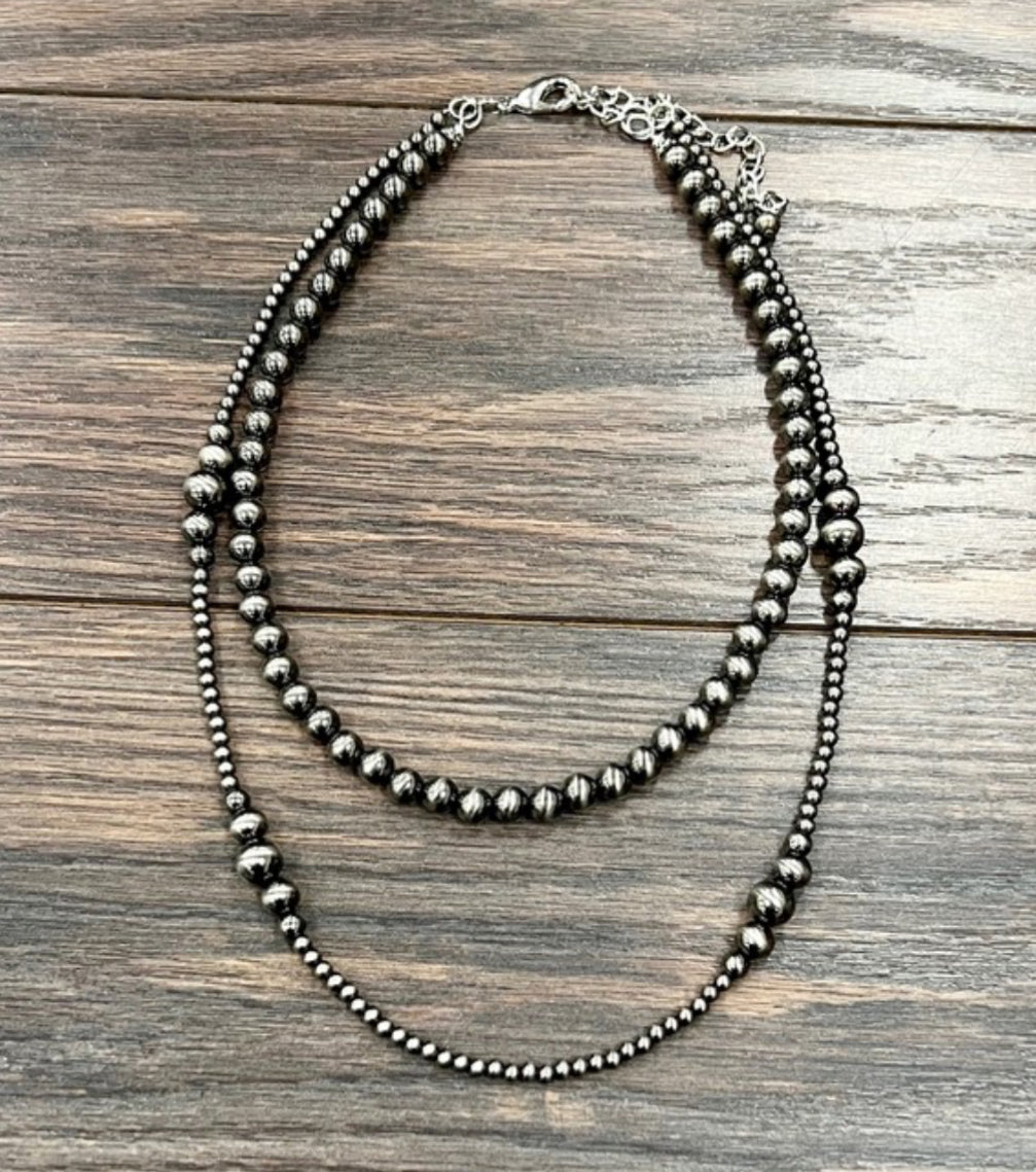 Handmade Polish Navajo Bead Necklace